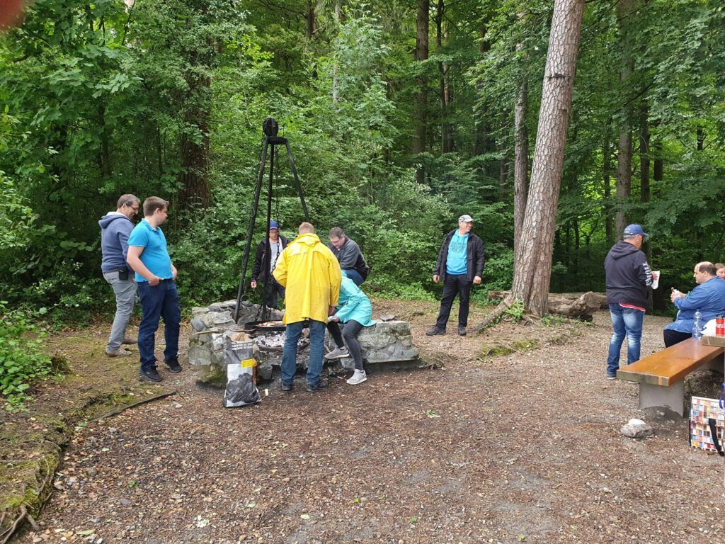 Keine Fotobeschreibung verfügbar.